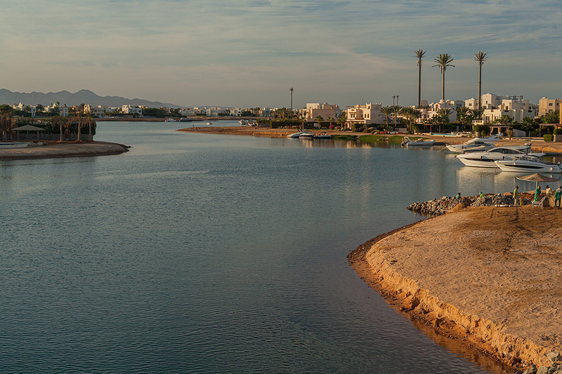 El Gouna canals boat ride
